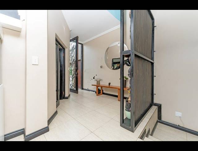 4 BEDROOM PROPERTY TO RENT IN FOURWAYS